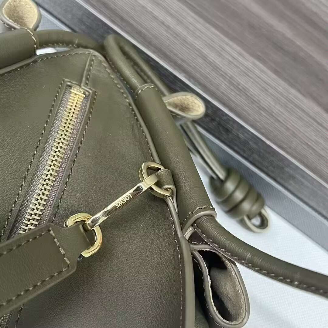 L0ew* paseo bag-35*11.5*21cm