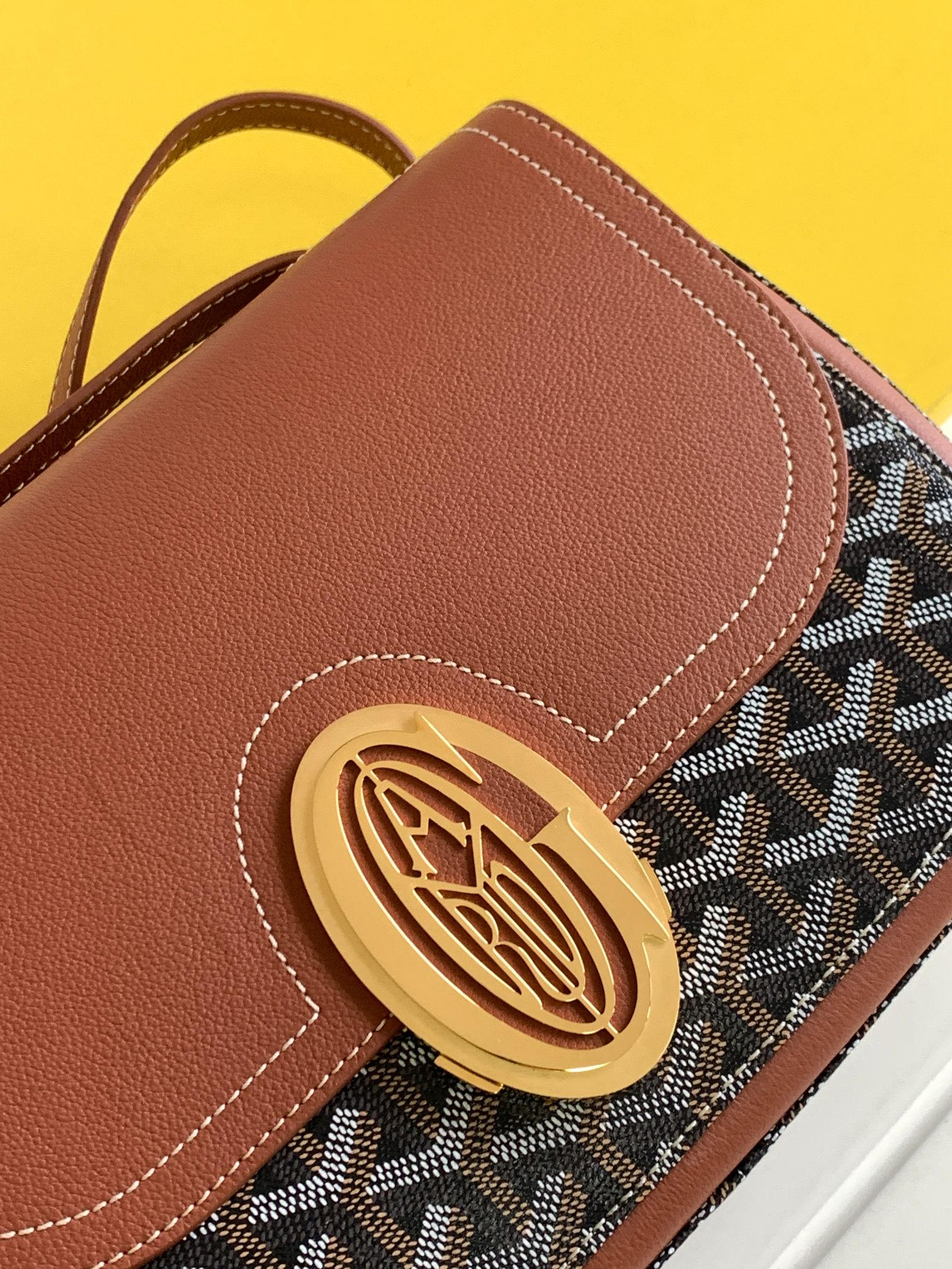 Go*ard handbags