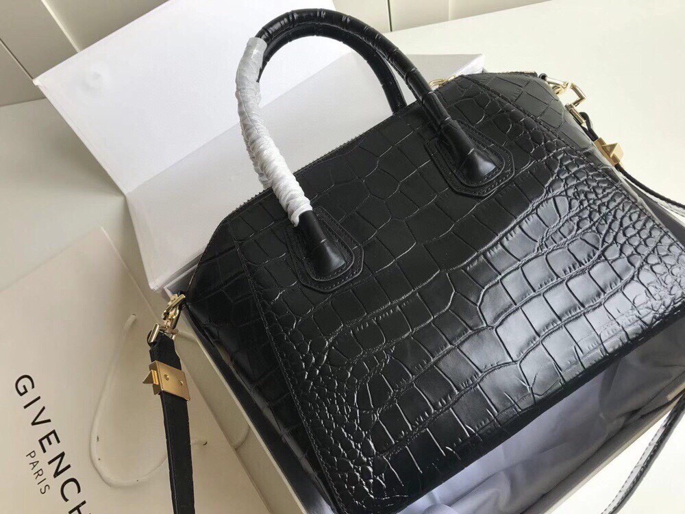 G1uenchy antigona handbags-28*17*35cm