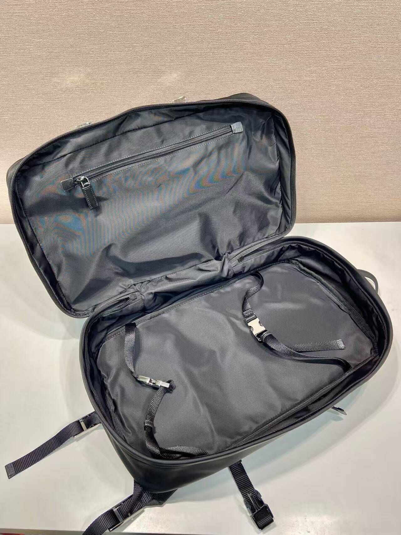 Pra*a saffiano backpack-25.5*21.5*45cm