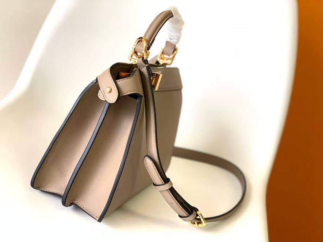 F**di peekaboo iseeu bag-20x11x15cm