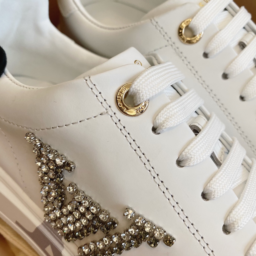 l0*is V*t0n sneakers(eu35-eu41)