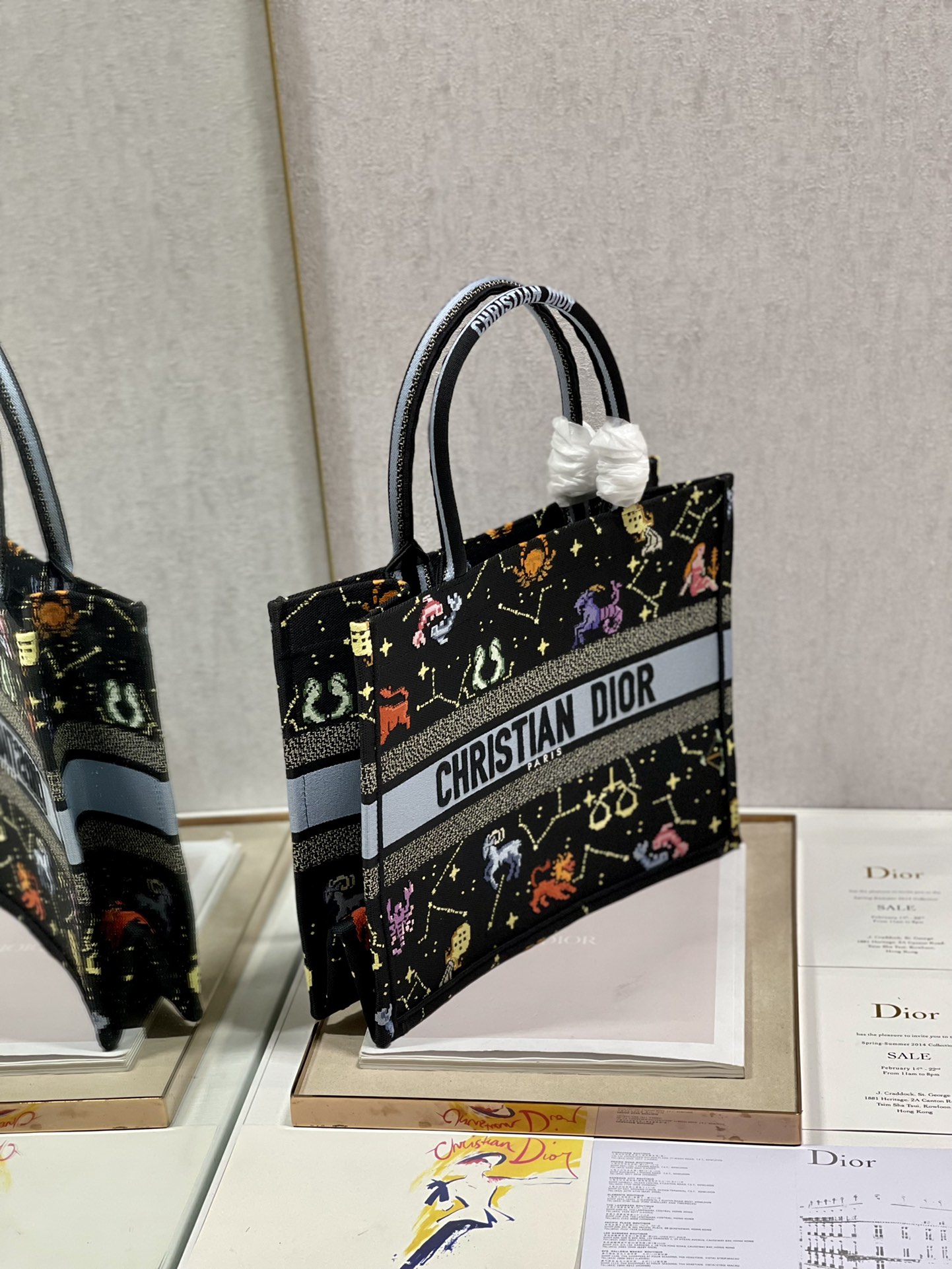 D*or small book tote-36.5cm