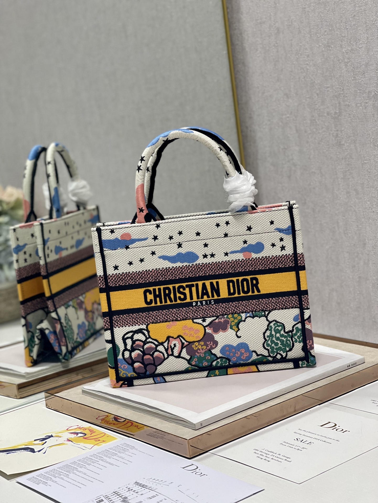 D*or small book tote-26*8*22cm