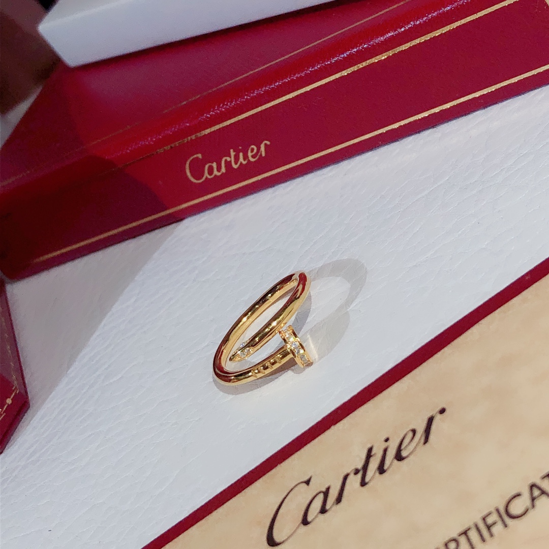 Ca*t*er ring