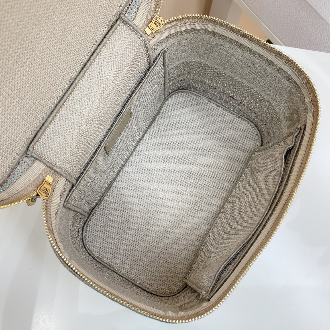 D*or oblique cosmetic bag-25x15x14cm