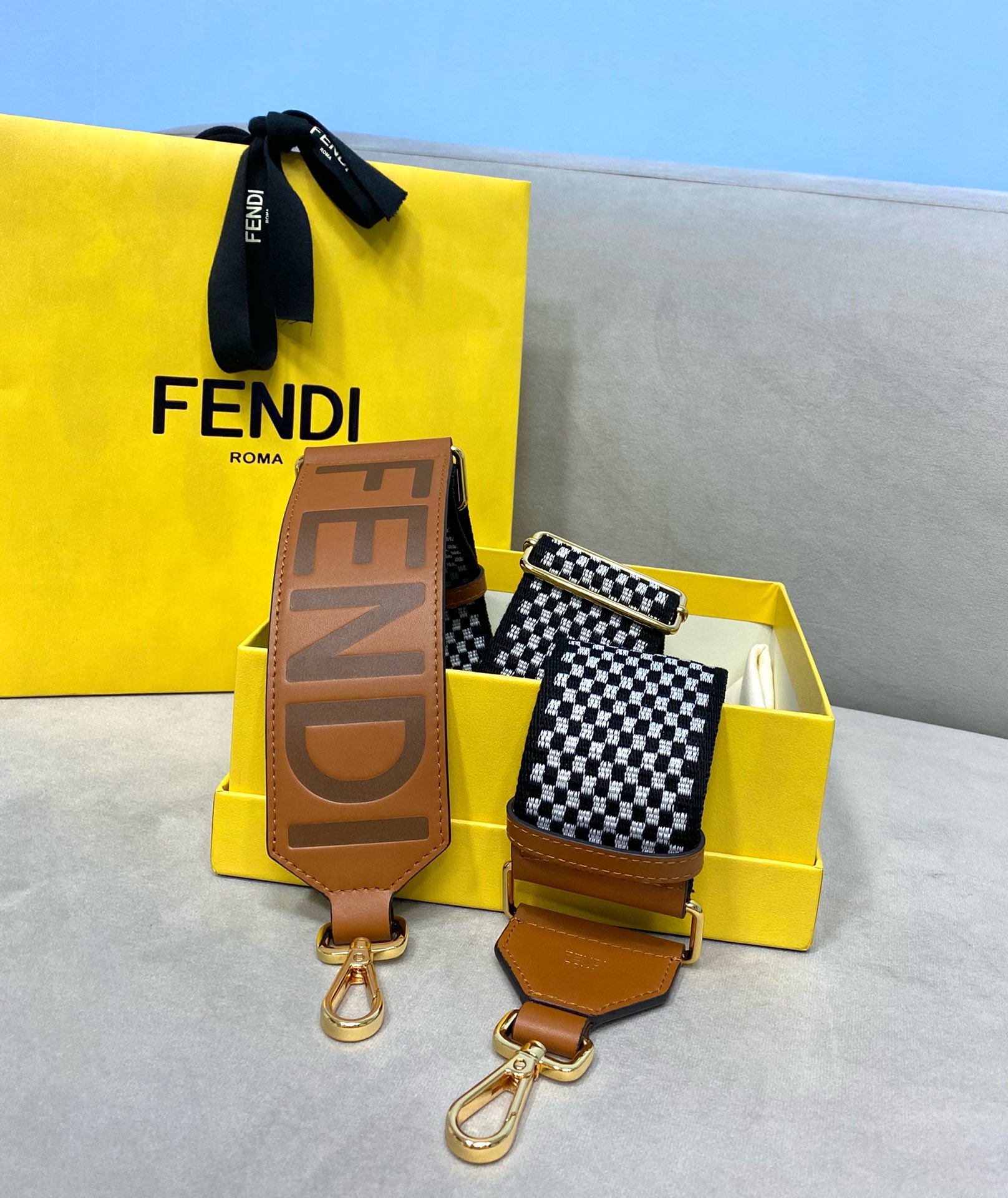 F**di straps-120cm