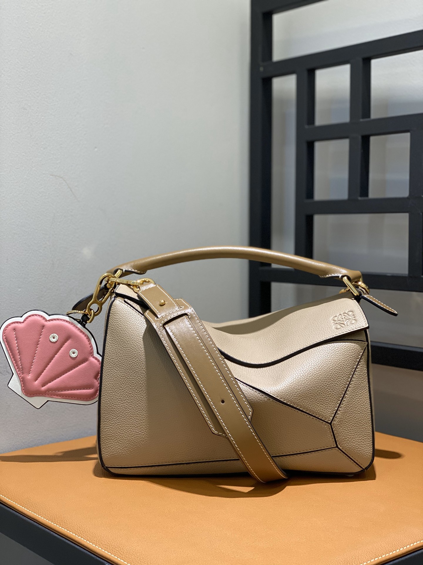 L0ew* puzzle medium bag-29*18*12cm