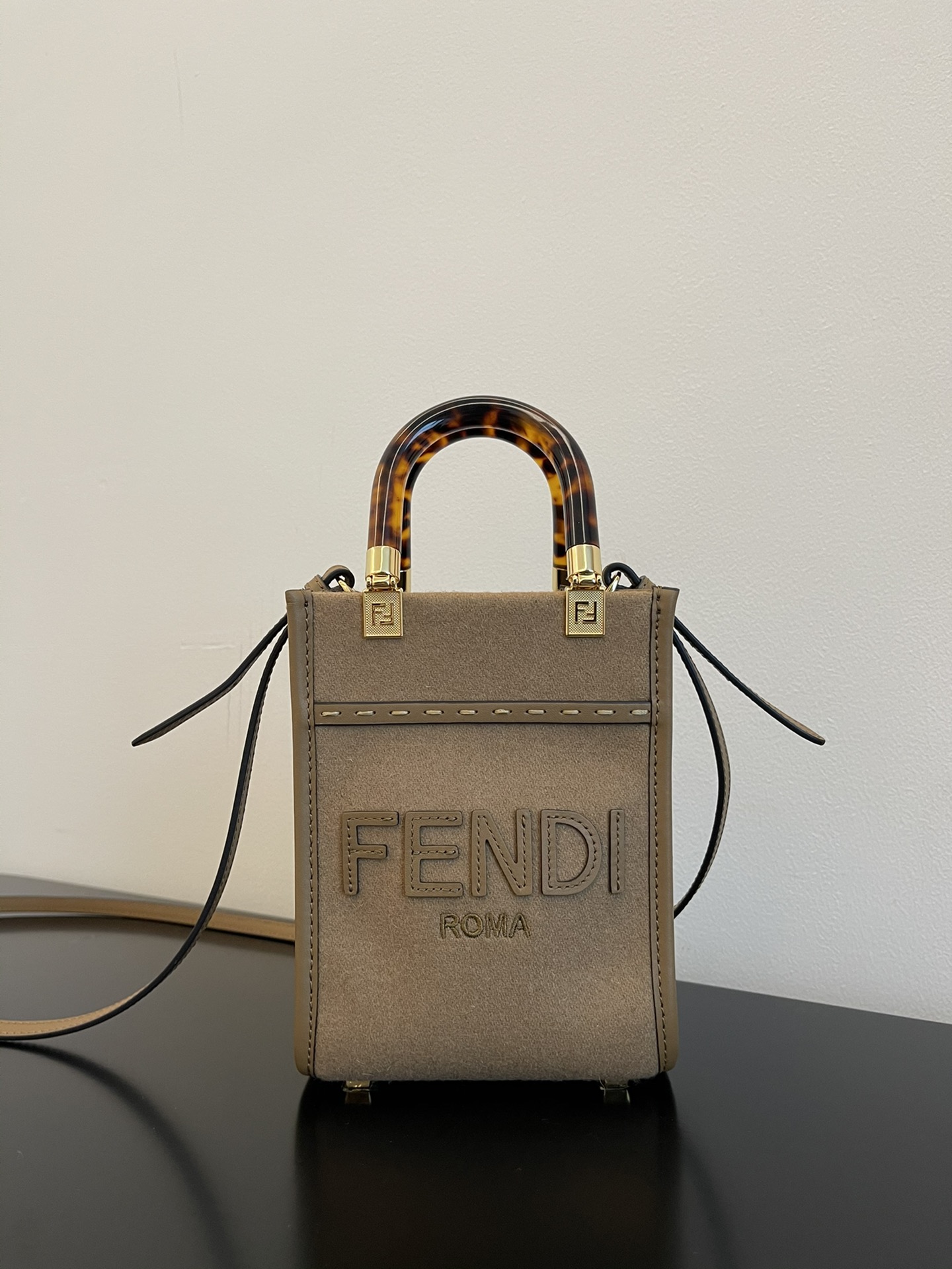 F**di vintage mini tote-13x6.5x18cm