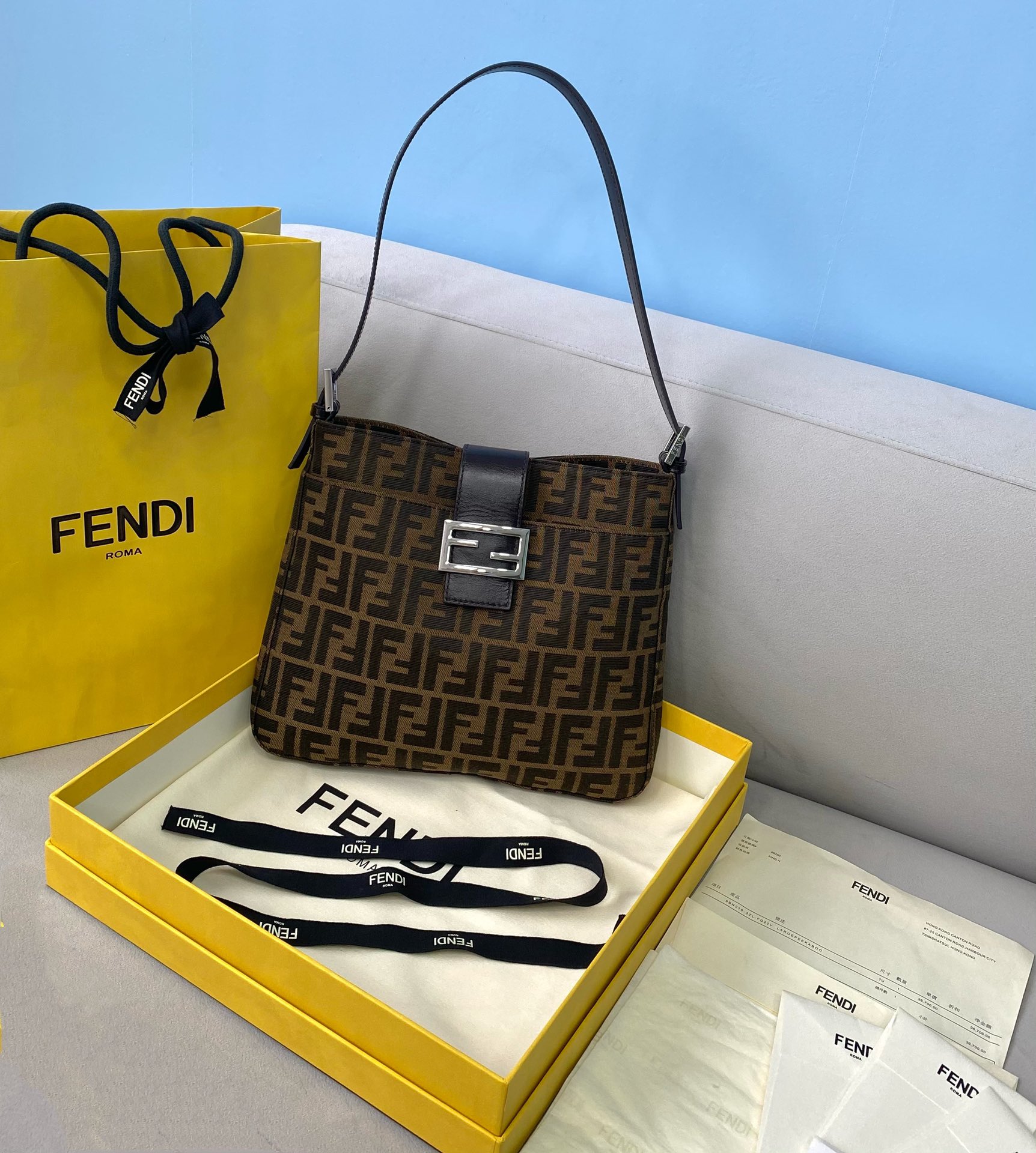 F**di vintage handbags-28×4×24cm