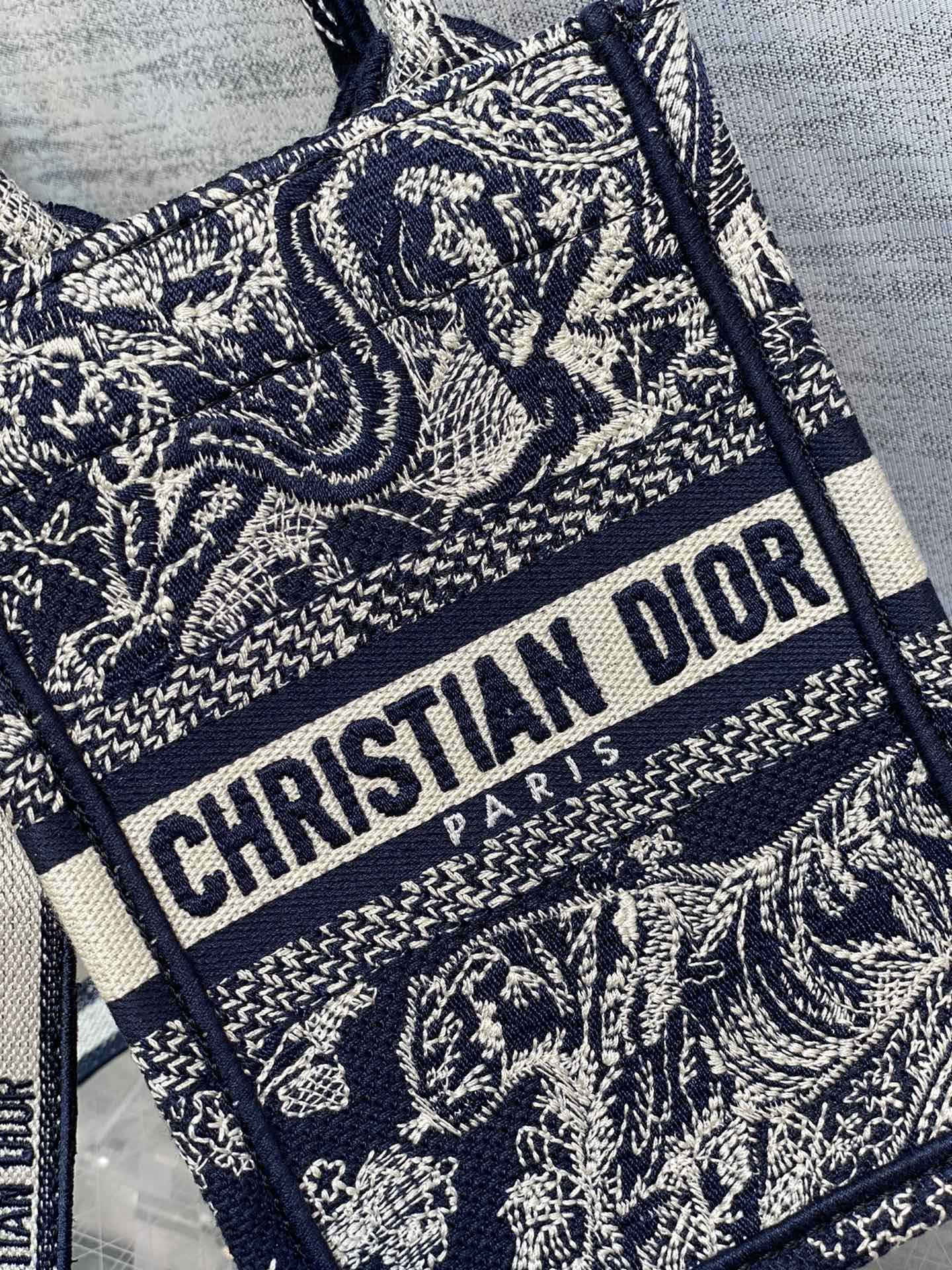 D*or mini book tote-13.5*5*18cm