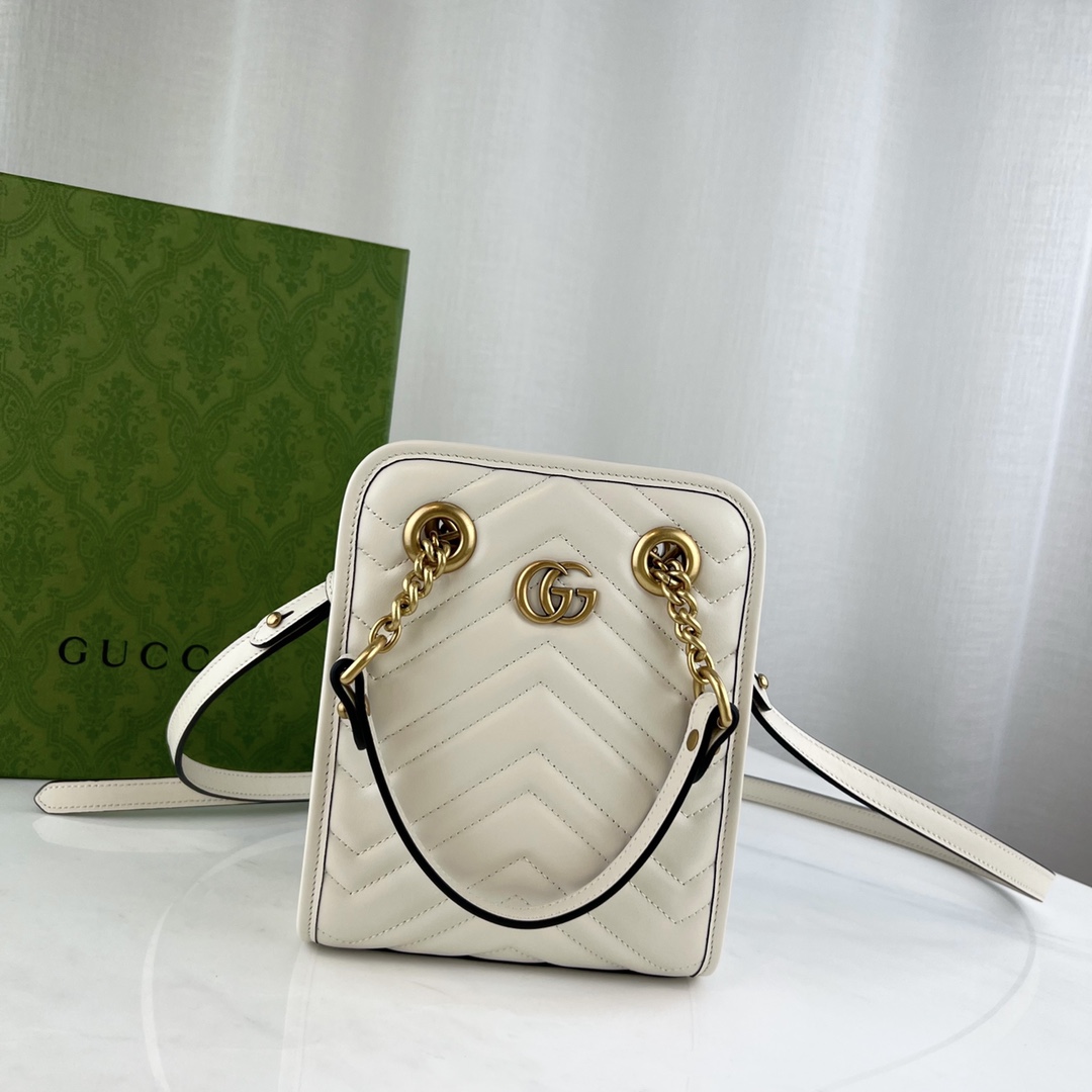 G*u*i marmont bag-16x19x7 cm