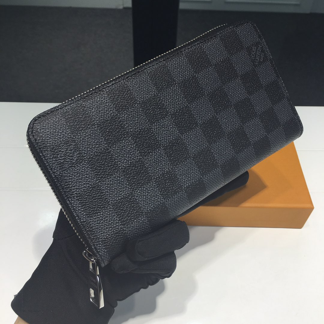 l0*is V*t0n zippy wallet-19*10*2cm
