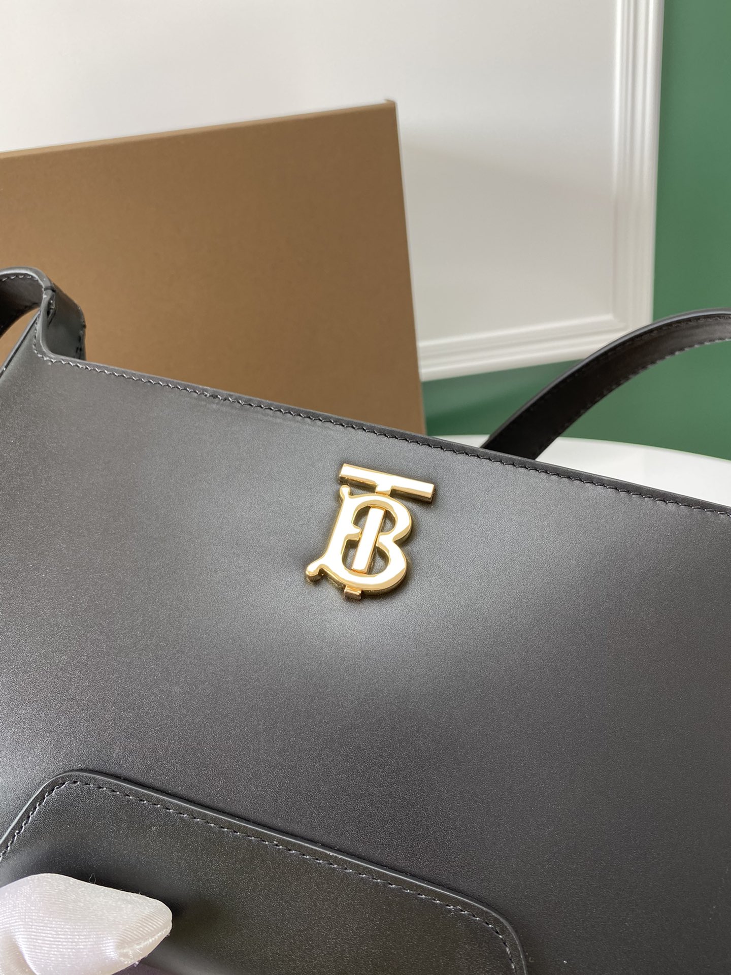 B**rry shoulder bag-28*5*14cm