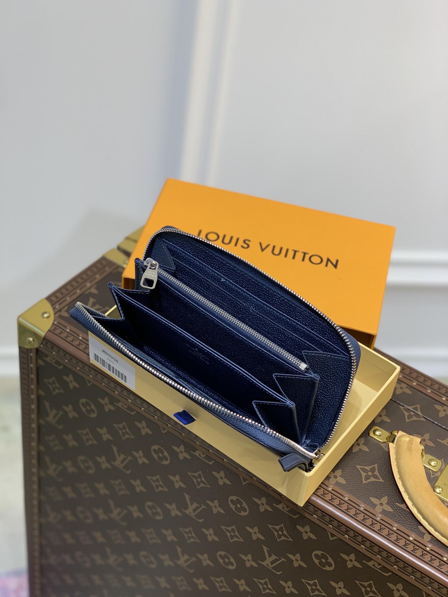 l0*is V*t0n zippy wallet m69994-19*10*2cm
