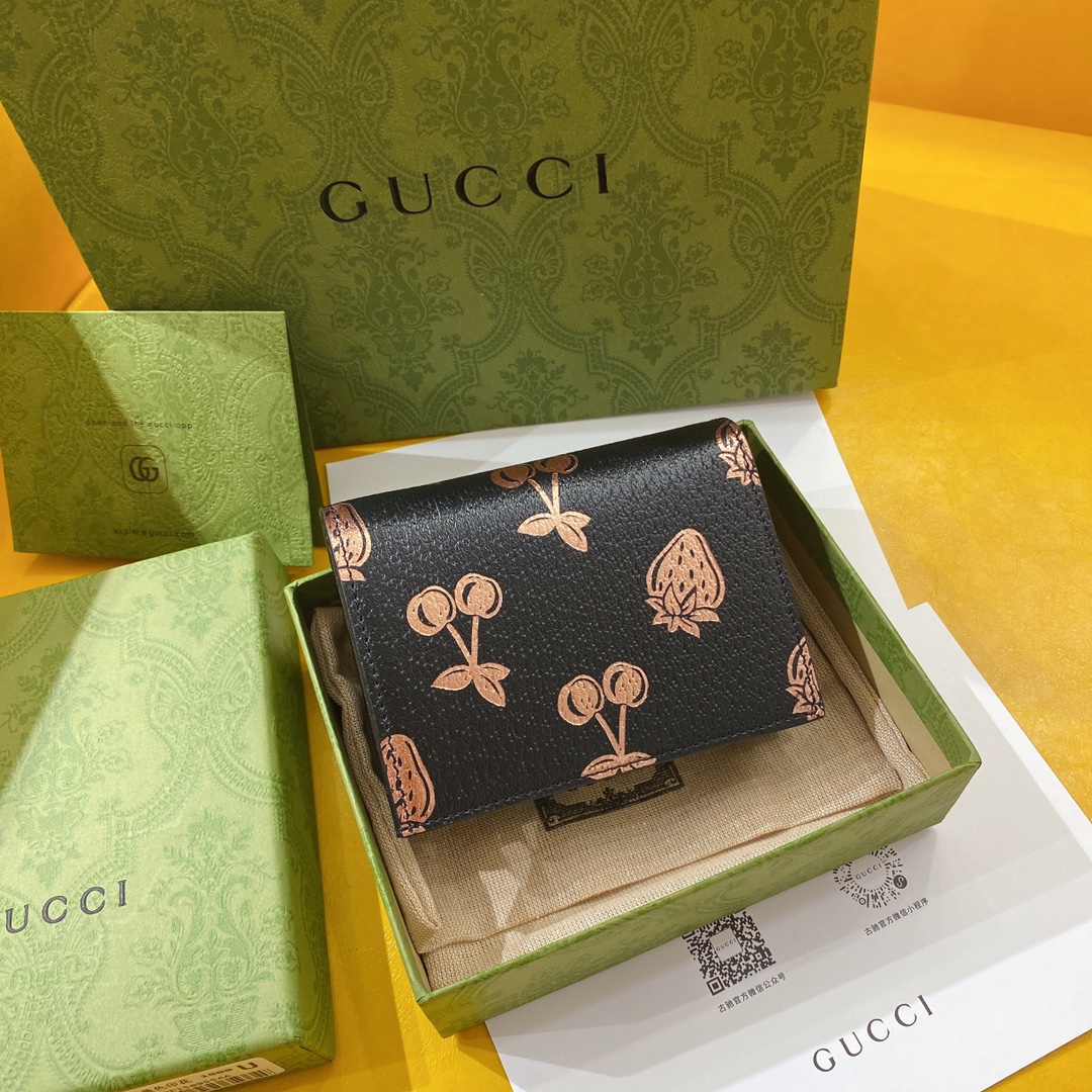 G*u*i wallet-11*8.5*3cm