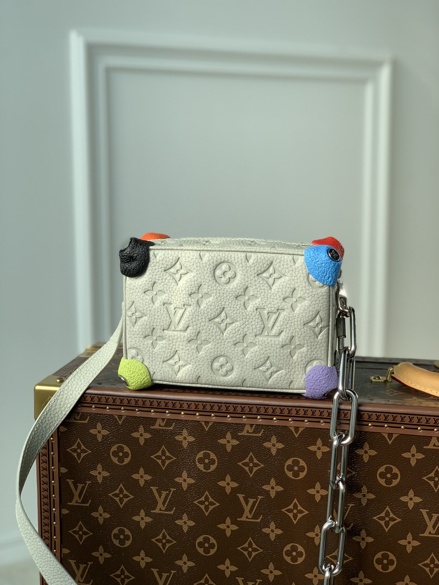 l0*is V*t0n mini soft trunk-m81606 -18*13*8m