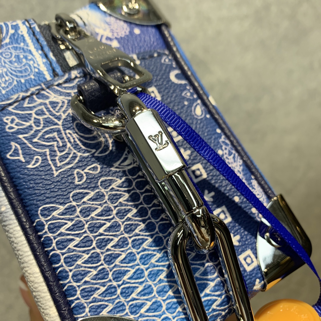 l0*is V*t0n mini soft trunk-m59726 -18*13*8m