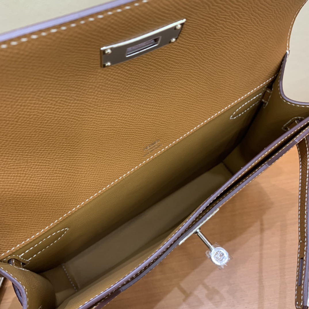 H**me5 Epsom Kelly Depeches 25 Pouch-29CM
