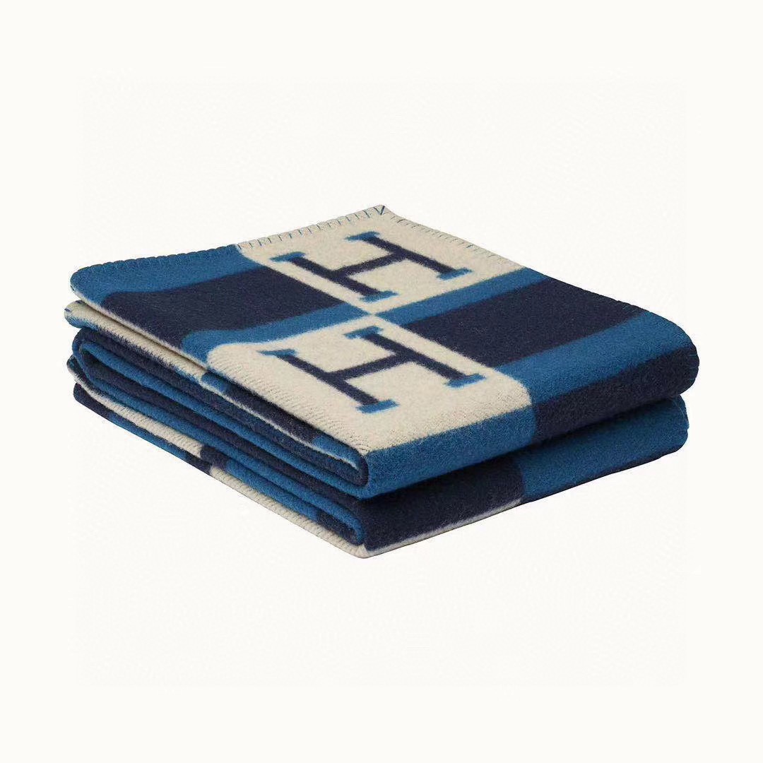 H**mes blankets-180*140cm