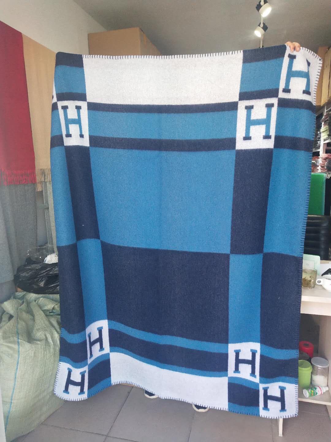 H**mes blankets-180*140cm