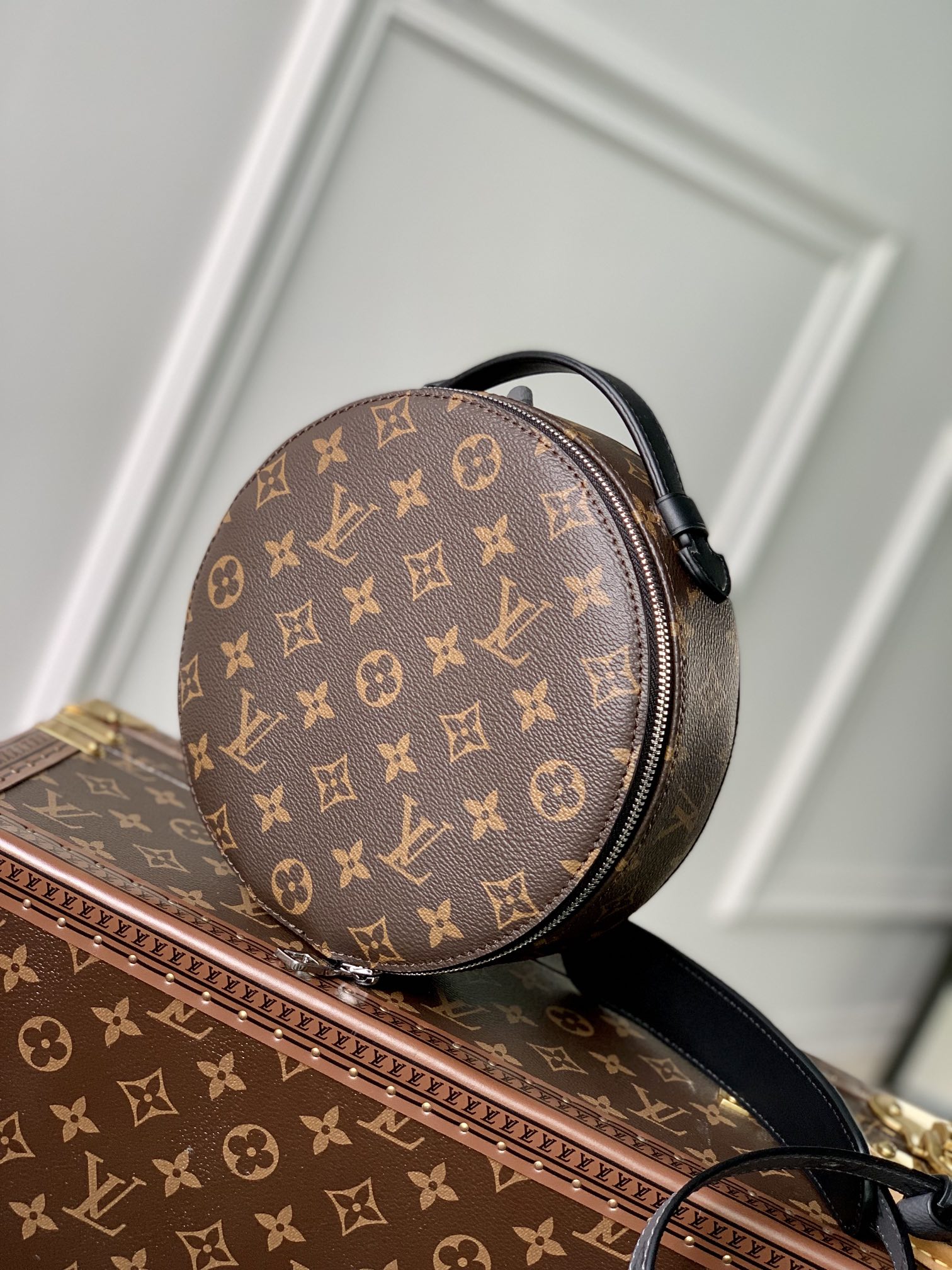 l0*is V*t0n audio case-20×20×7cm
