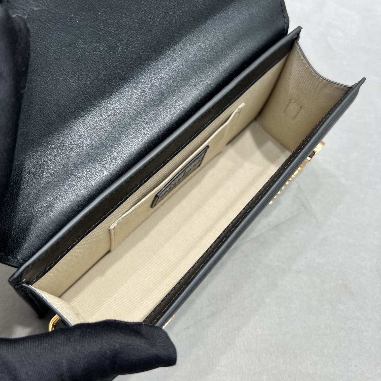 Ja*qvemvs handbags-21*10*6cm