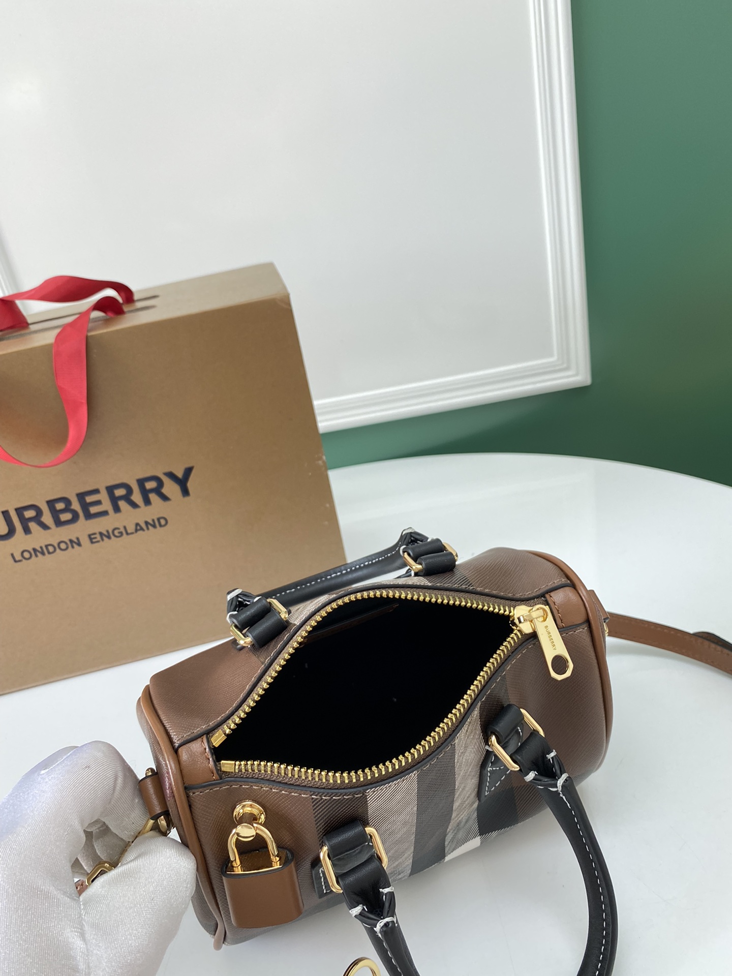B**rry handbags-18.5*11*12 /30*15*21cm