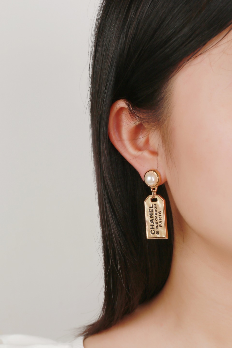 Ch@nel Earring