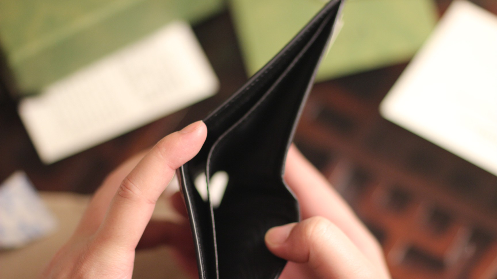 G*u*i wallet-11*9cm