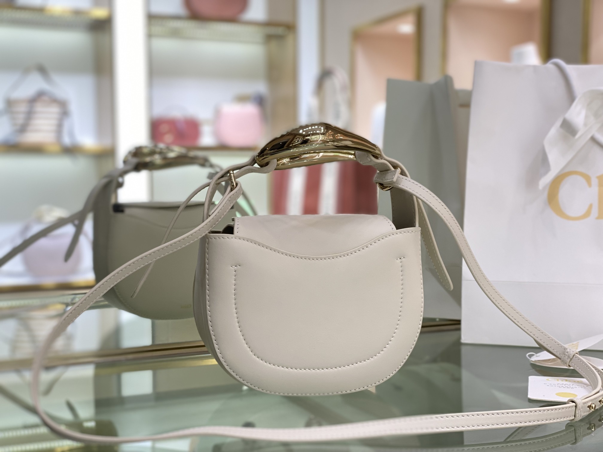 Ch10e kiss bag-s1350-20*26*8cm