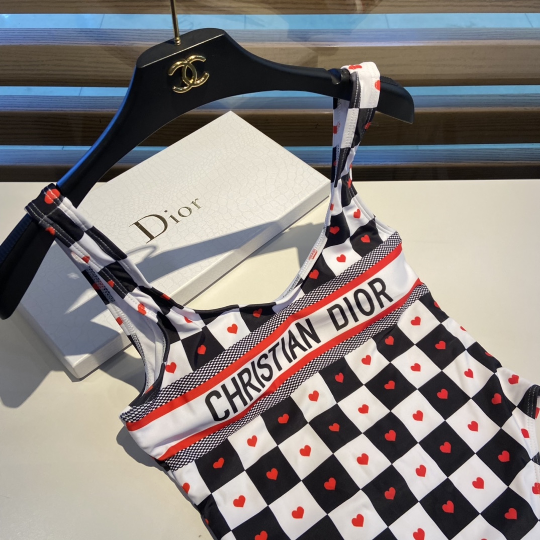 D*or swimsuit