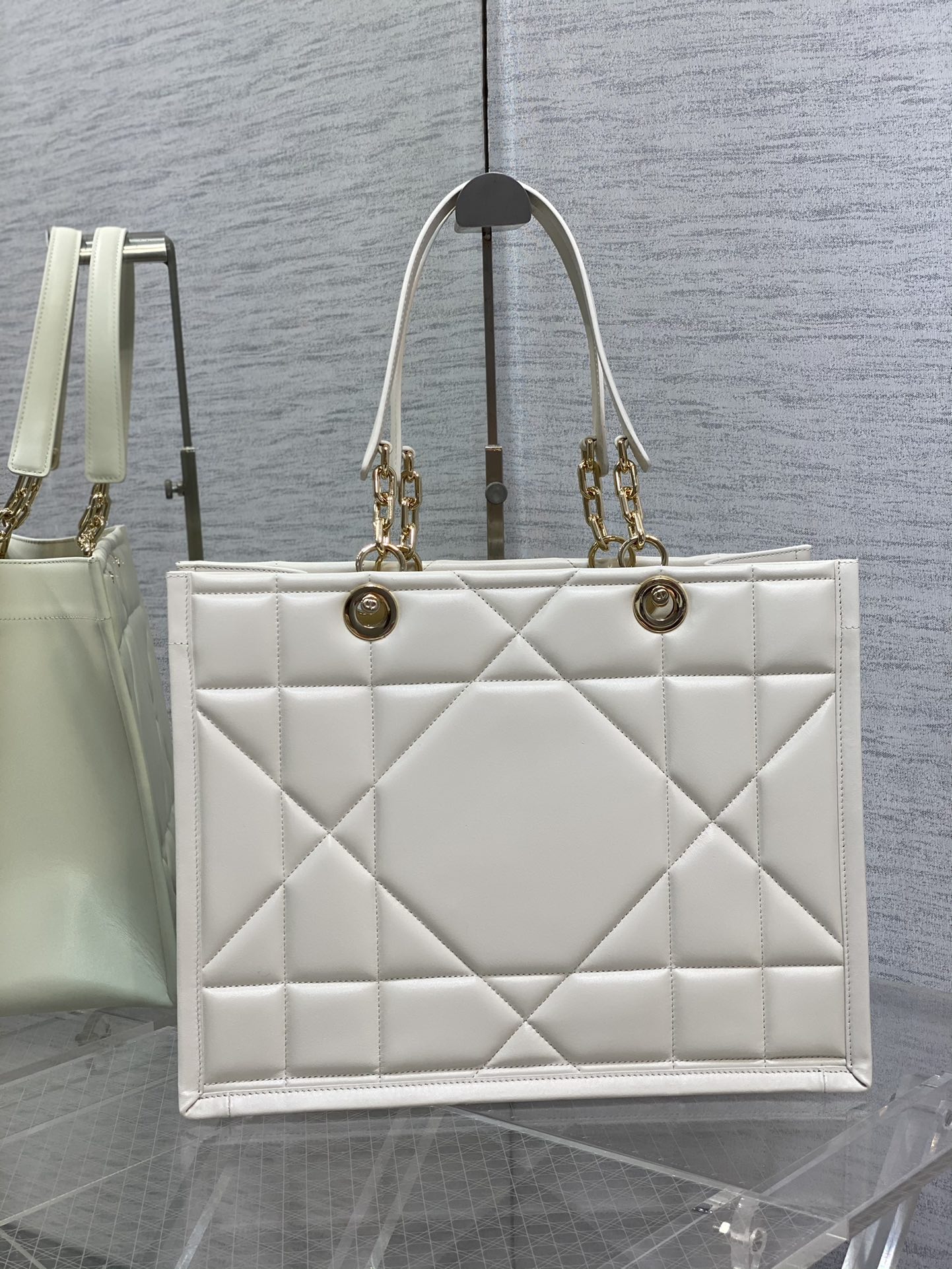 D*or essential bag