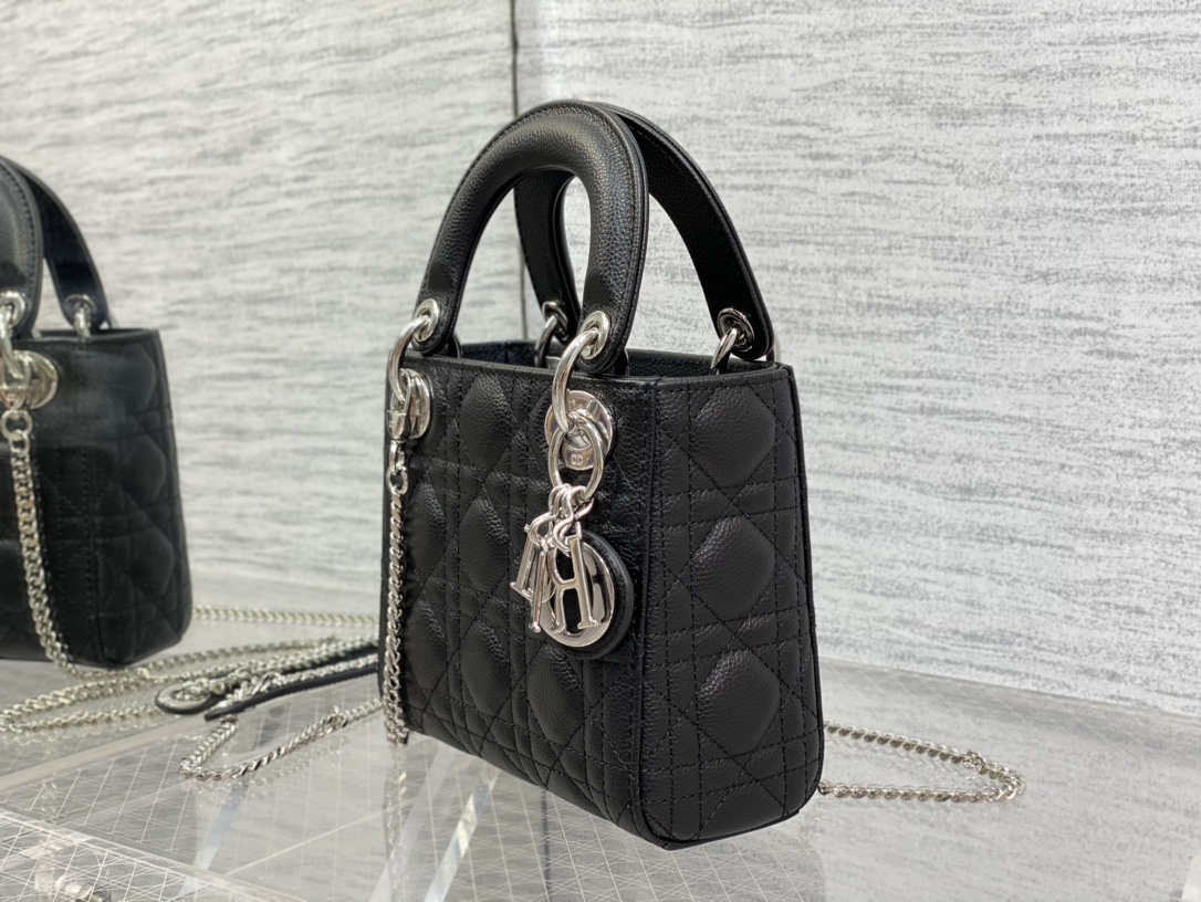 lady D*or mini-17*15*8cm