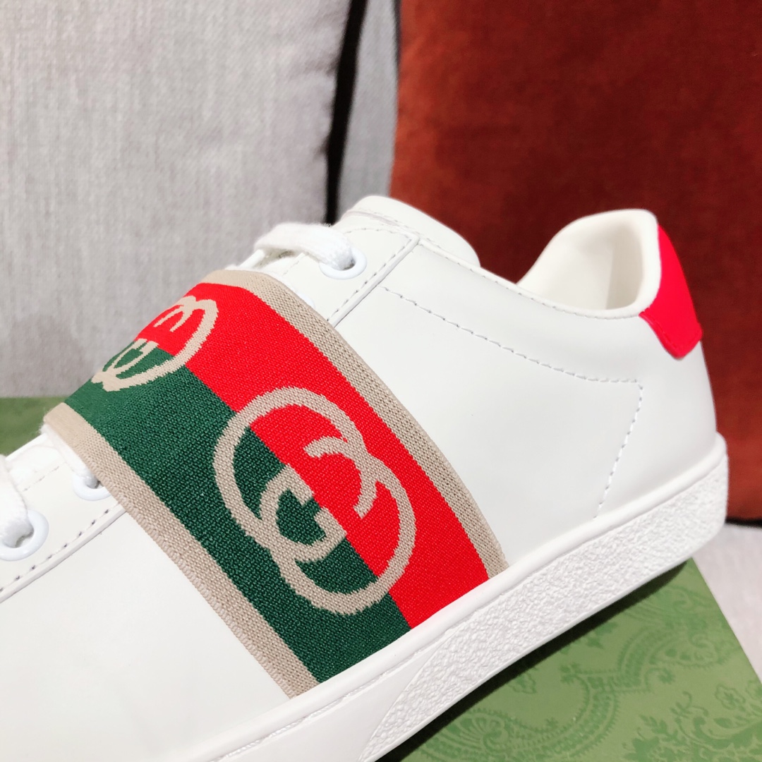 G*u*i sneakers