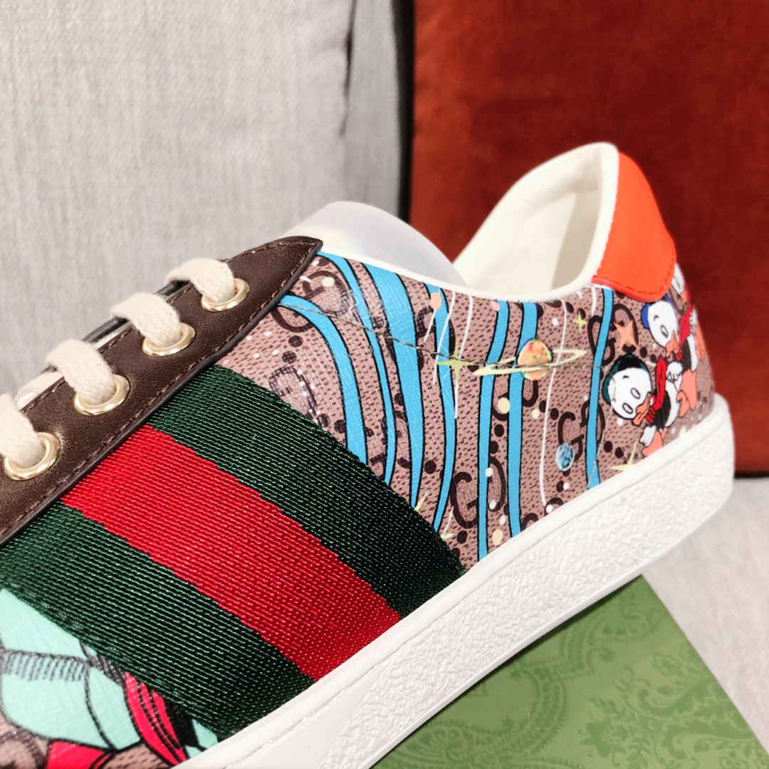 G*u*i sneakers