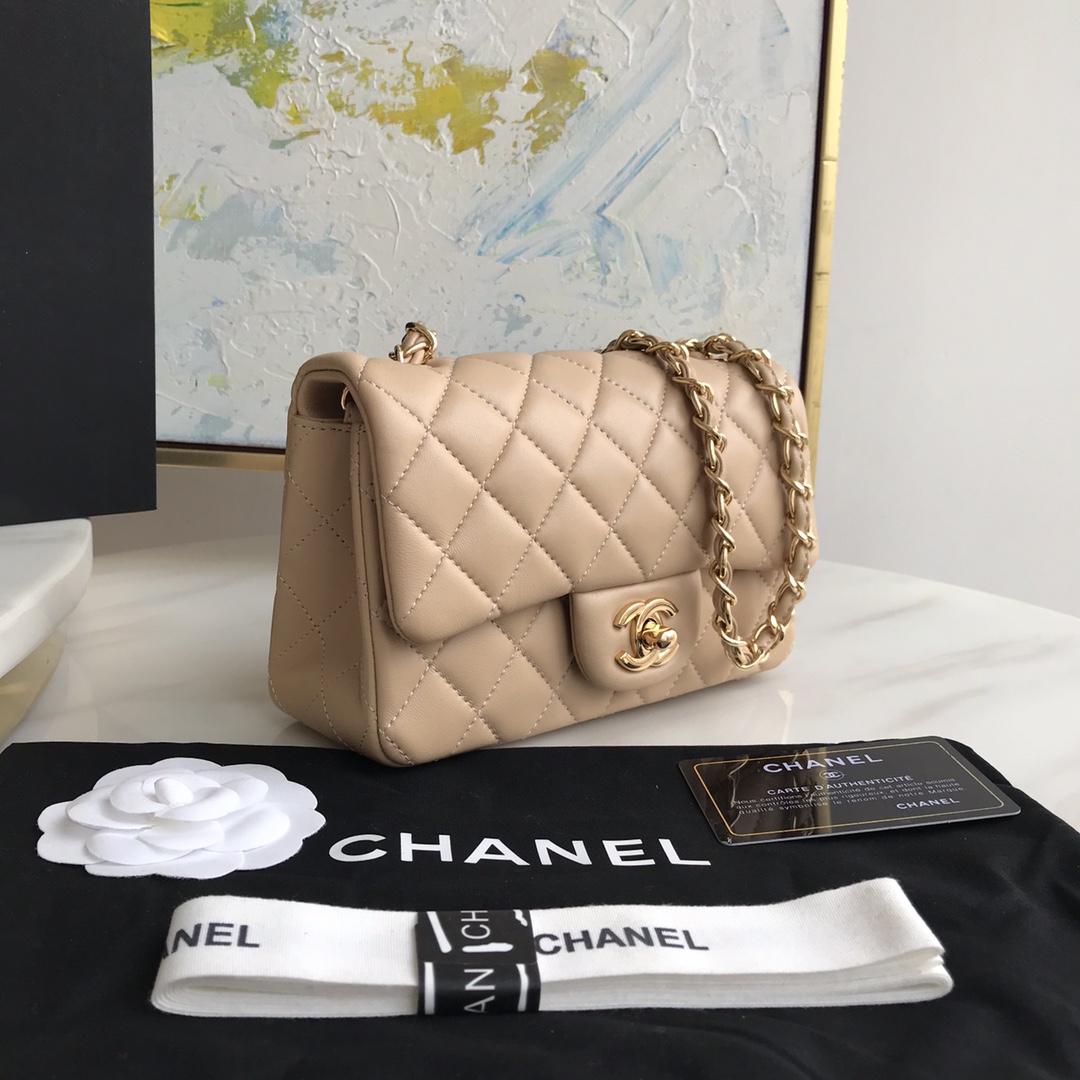 Ch@nel Flap Bag-Lambskin-Gold Hardware-20CM