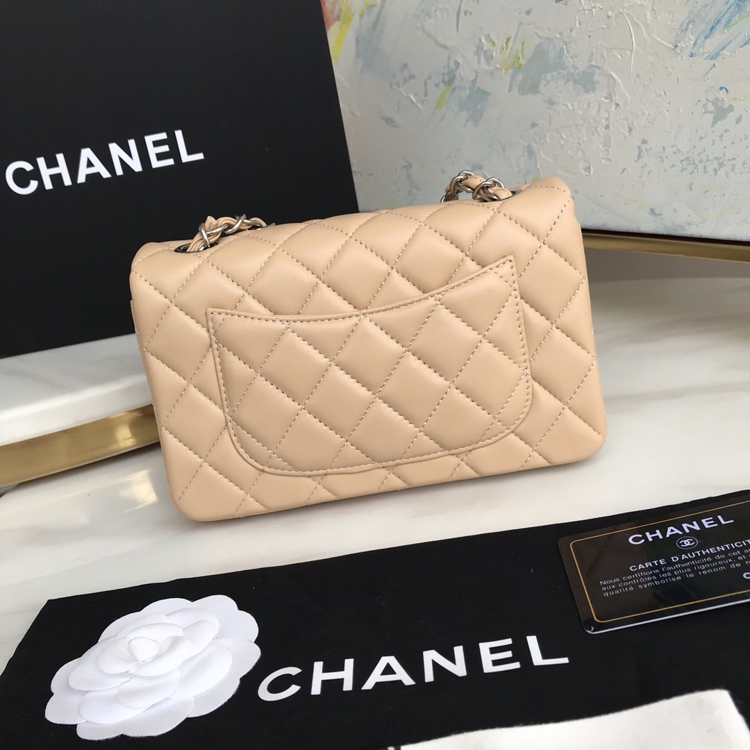 Ch@nel Flap Bag-Lambskin-Silver Hardware-20CM