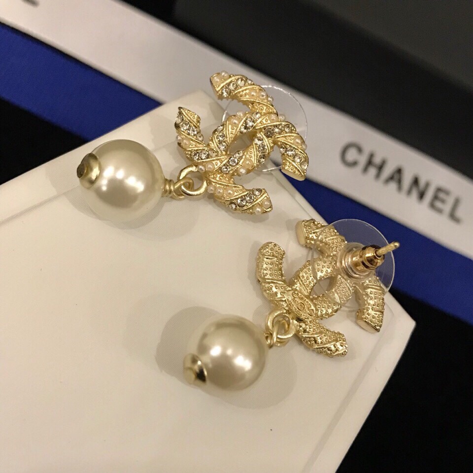 Ch@nel Earring