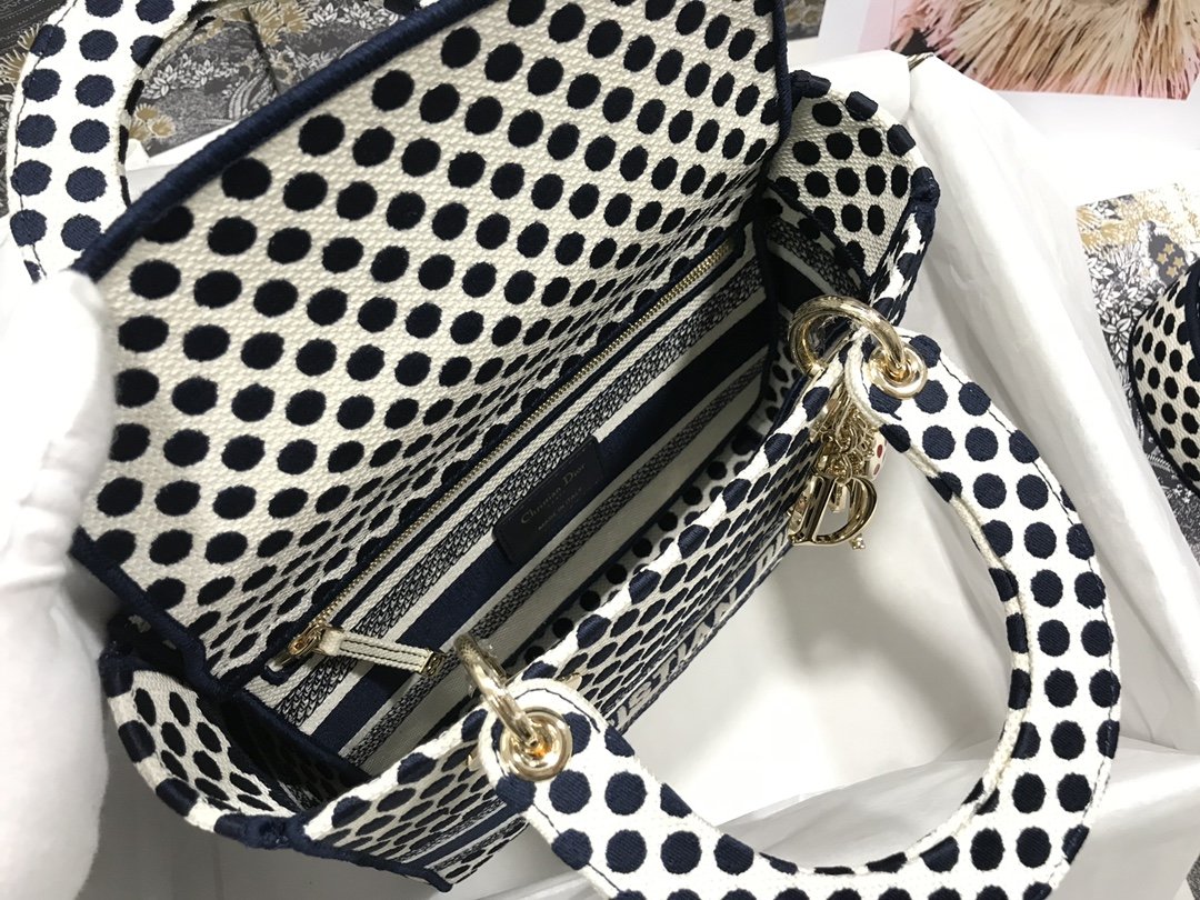 lady D*or handle bag-24cm