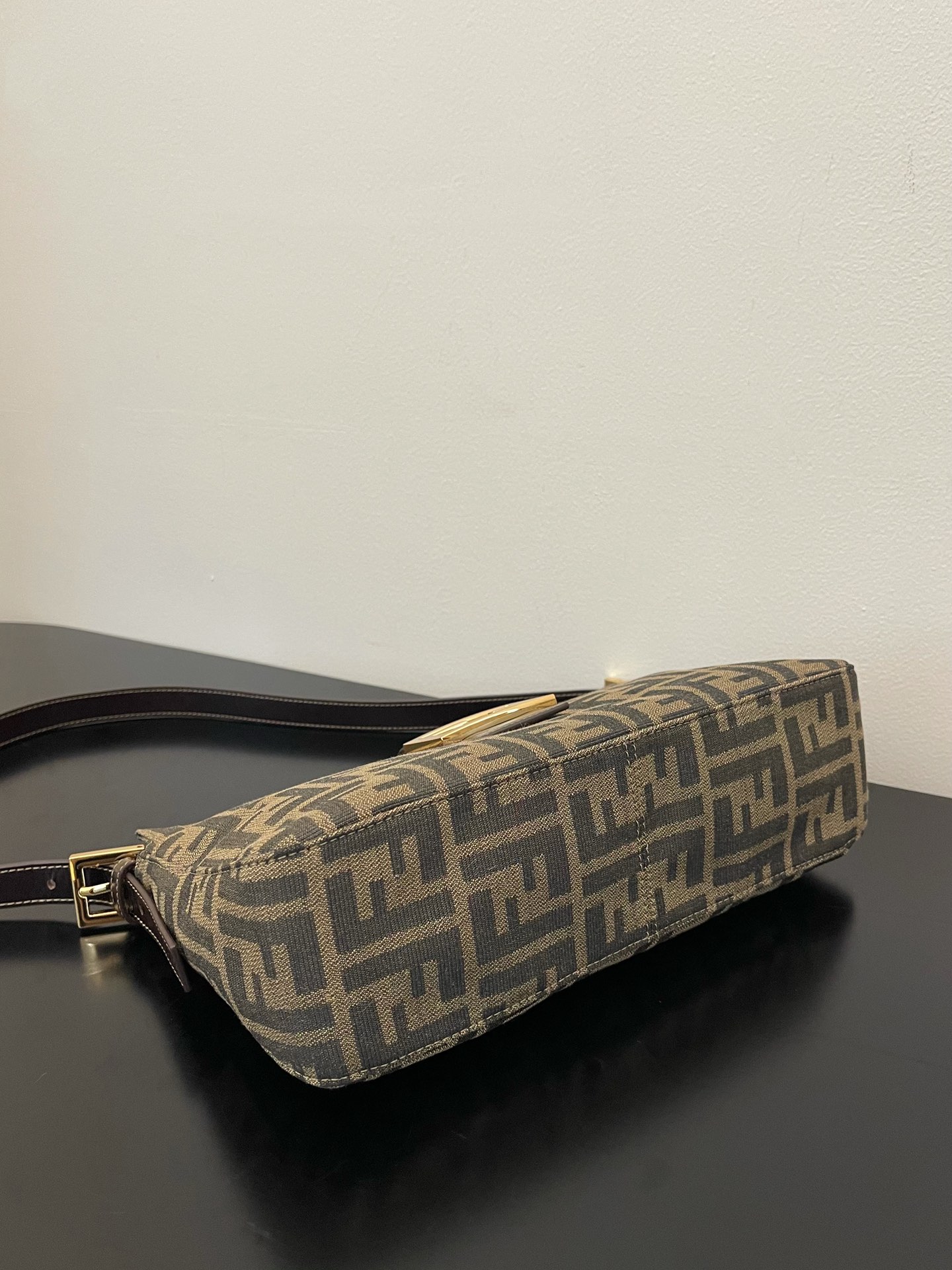 F**di vintage handbags-30*18*12cm