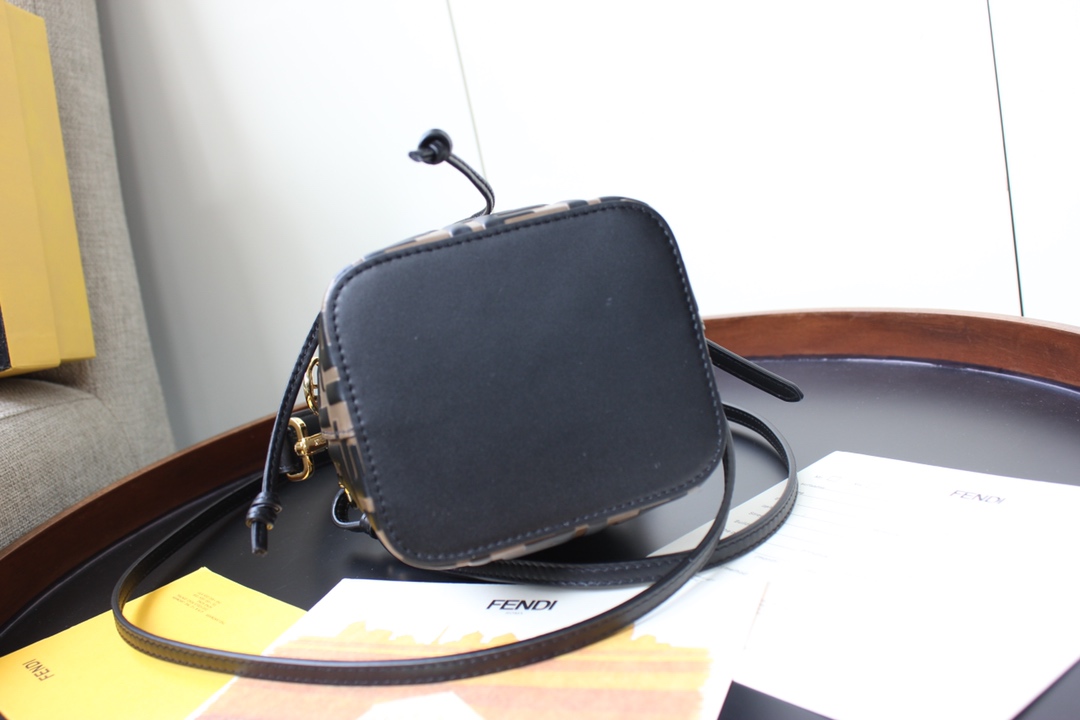 F**di mini mon tresor bag -18*12*10cm
