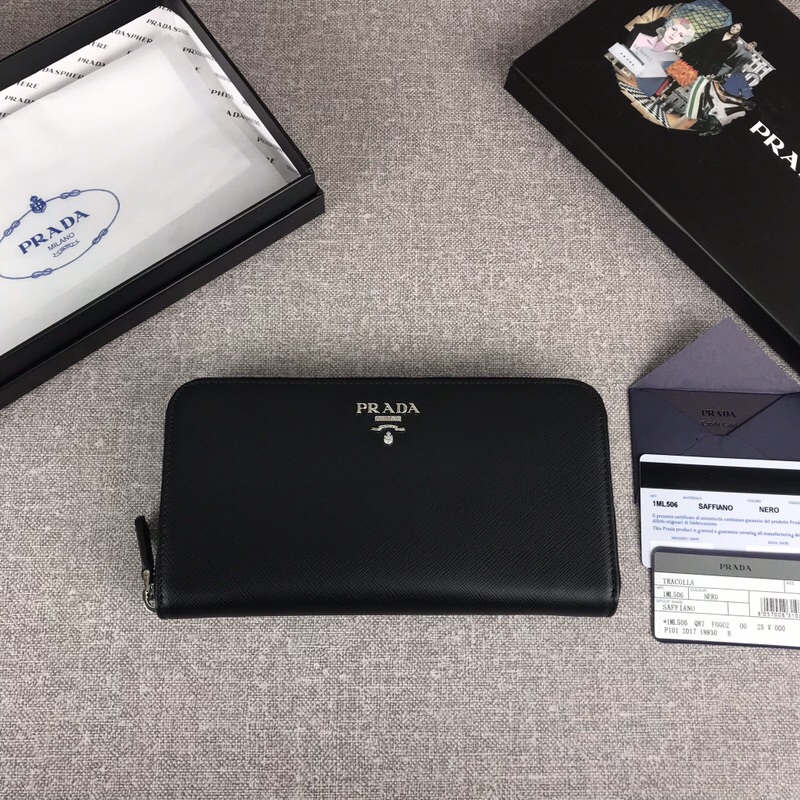 Pra*a wallet-20*10cm