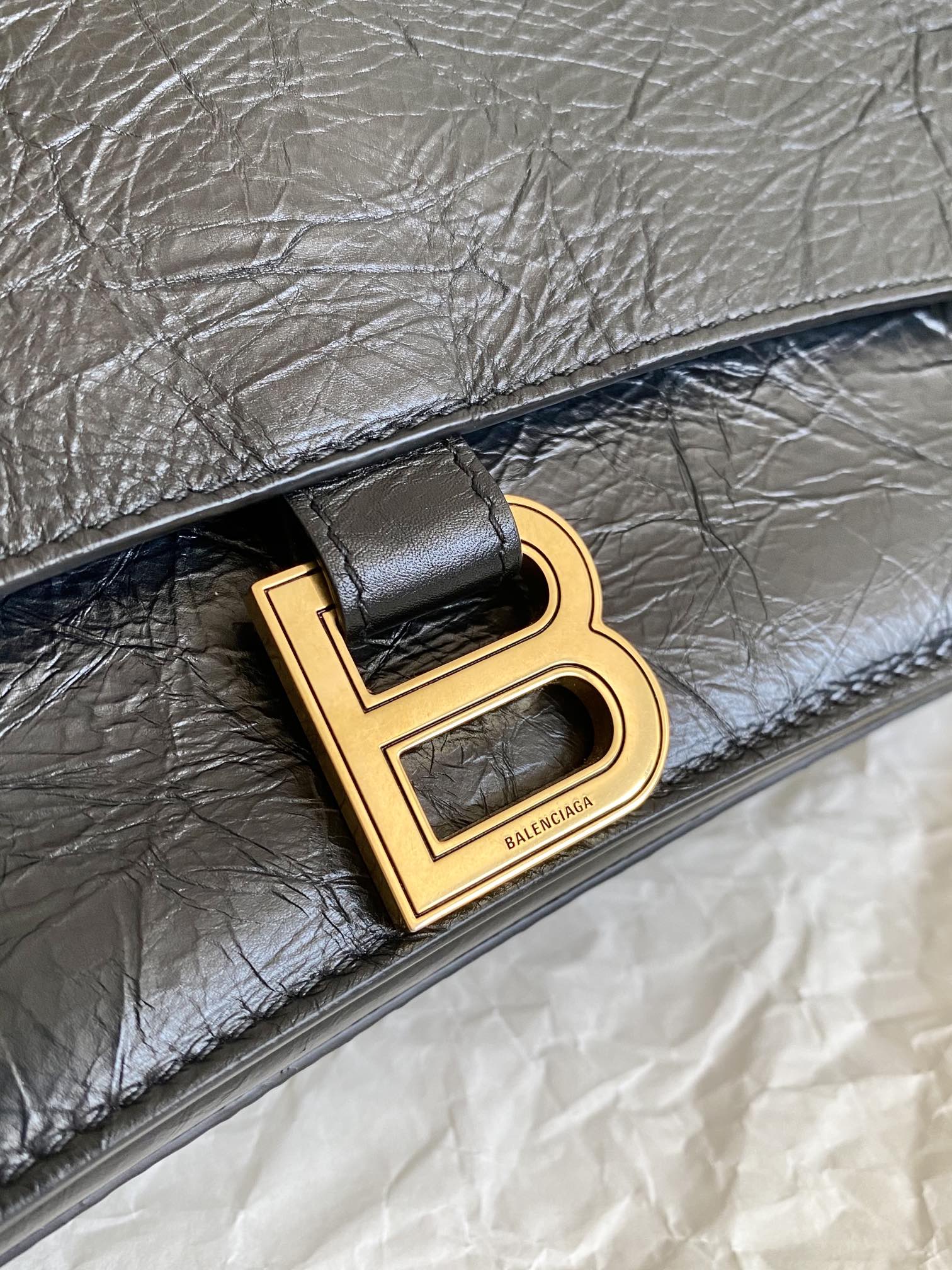 Ba*len*cia*ga hourglass bag-31×19.8×6.9cm