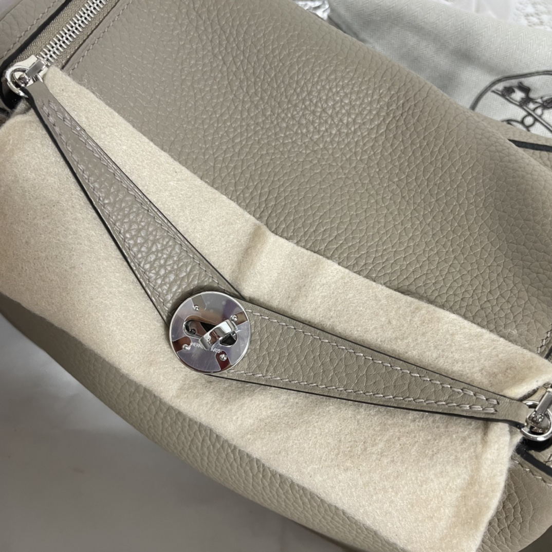 H**mes lindy-tc leather-26&30cm