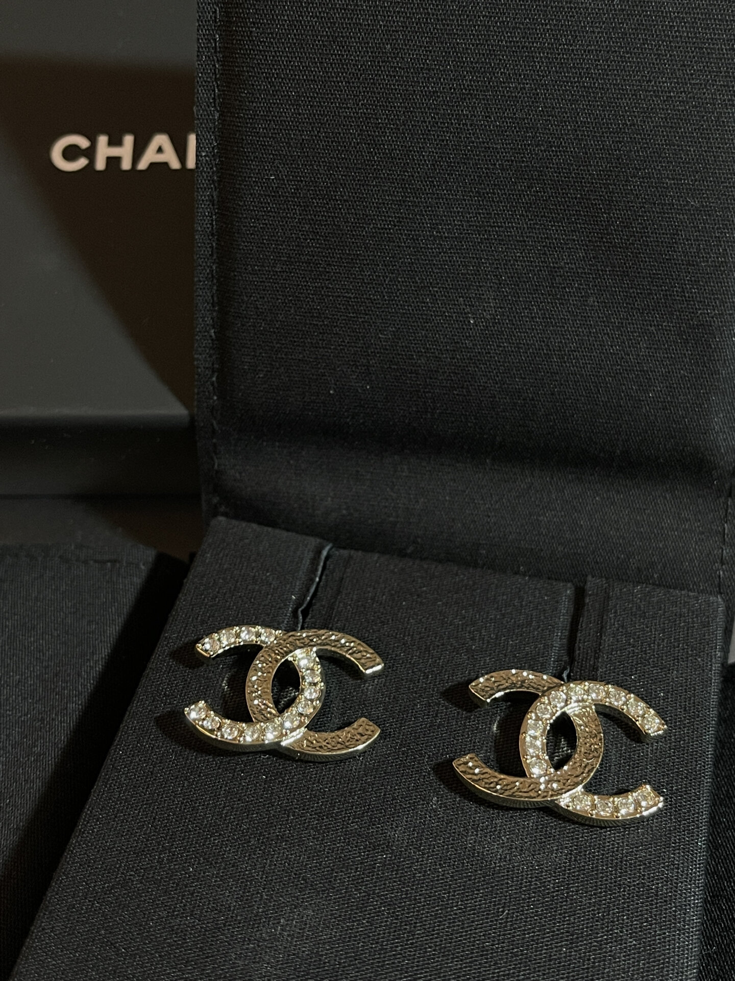 Ch@nel Earring
