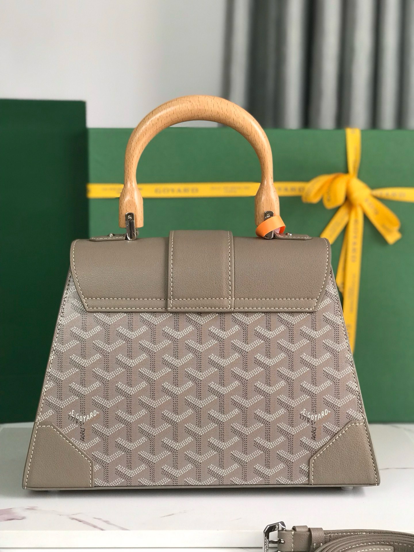 Go*ard saïgon bag-28*20*12cm