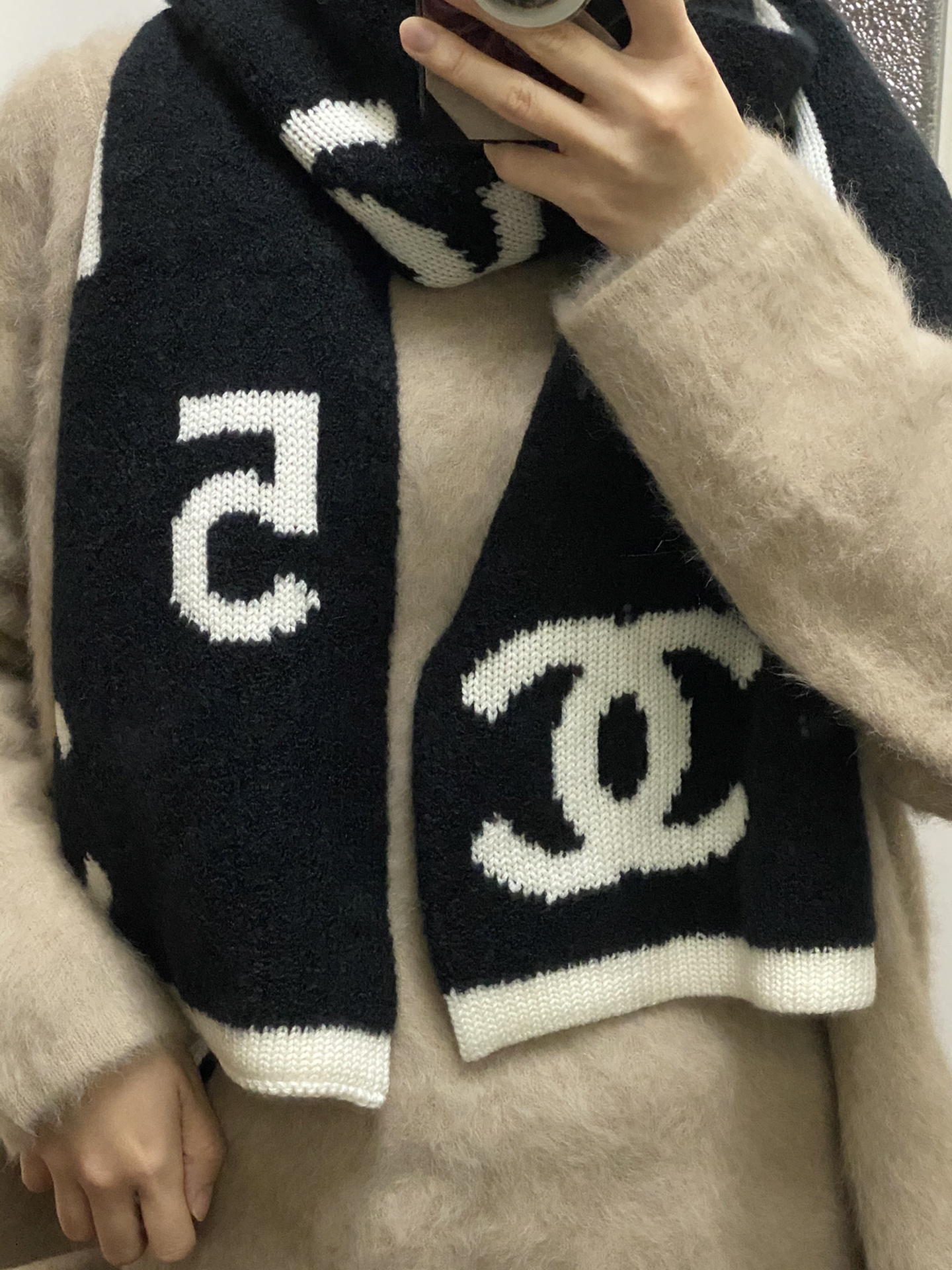 Ch@nel Scarf