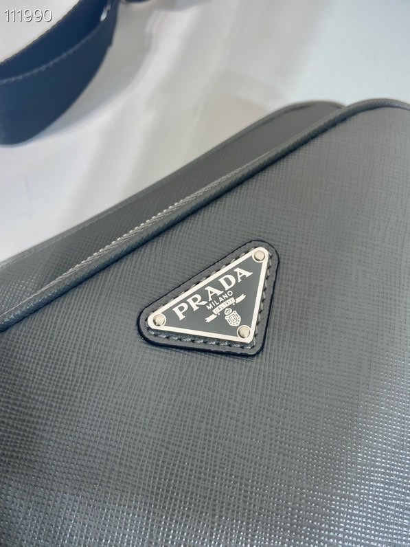 Pra*a shoulder bag-20*13.5*7cm