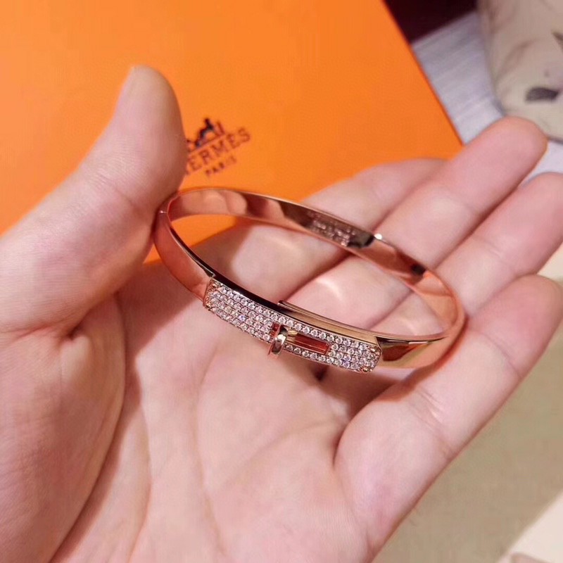 H**mes kelly bracelet